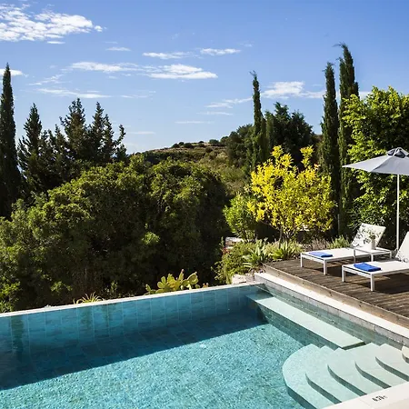 Kaminia Beach Villa